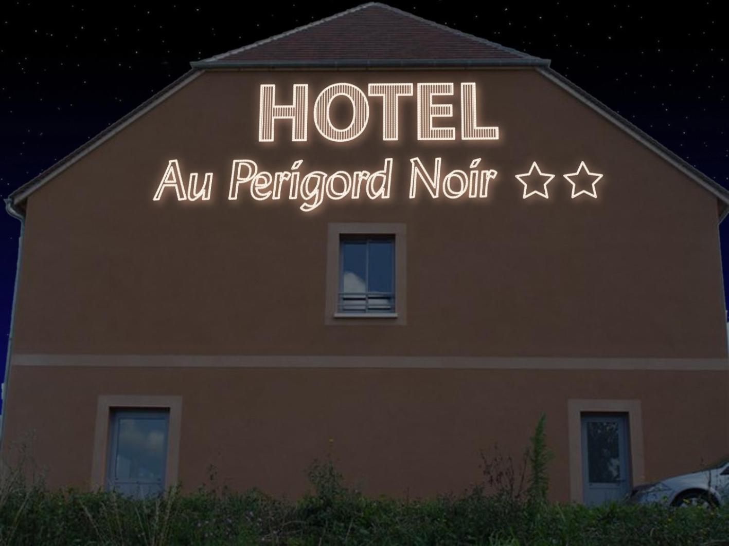 Au Perigord Noir Hotel Hautefort ภายนอก รูปภาพ