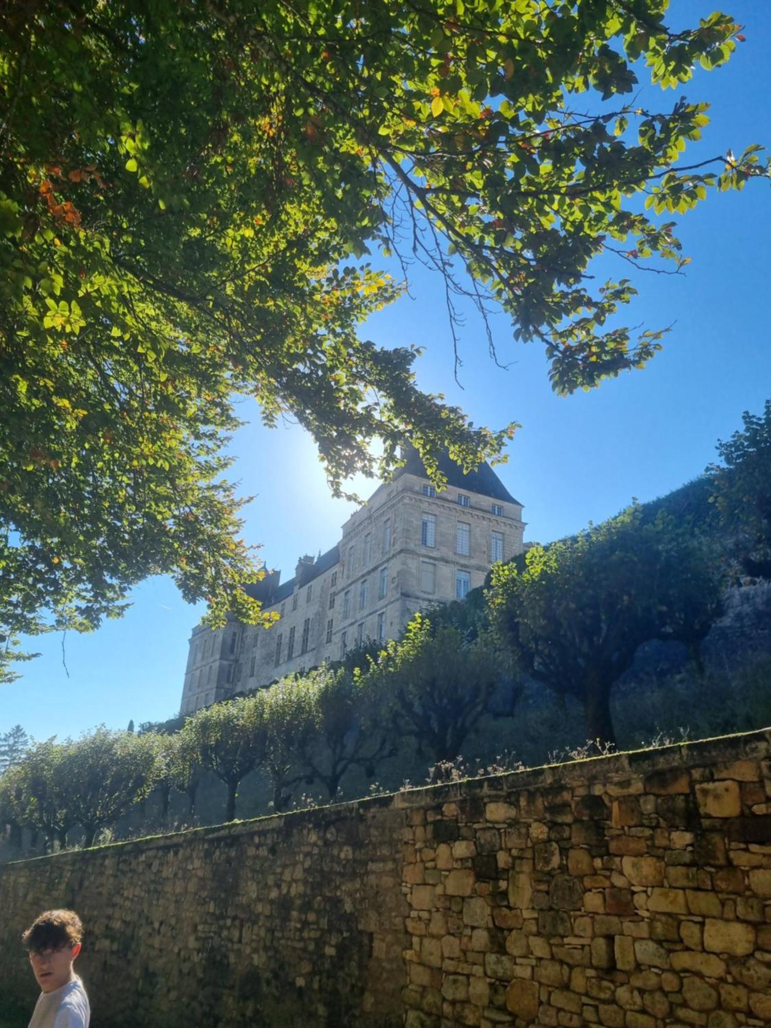 Au Perigord Noir Hotel Hautefort ภายนอก รูปภาพ
